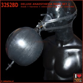 Deluxe anaesthesia mask set 2B (mask+harness+bag+controller) - black + med. green - rubberfun.nl [art.no. 32S2BD]