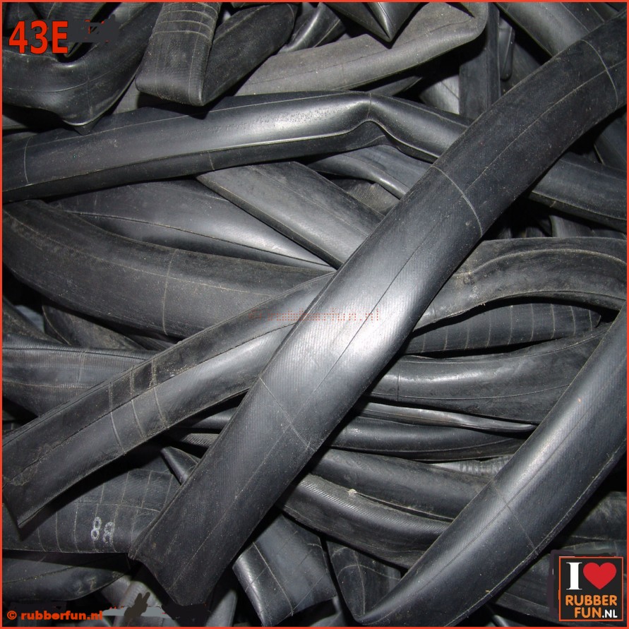 Re-use & Upcycle! Recycled rubber - bicycle tyres - 5x