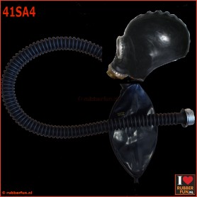 GP5 gas mask rebreather set 4 - art.no. 41SA4 - rubberfun.nl