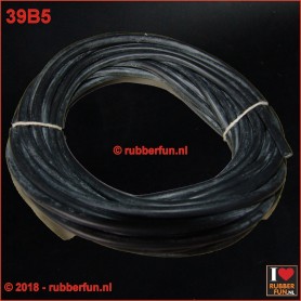38B5 - black rubber tubing - 10x14