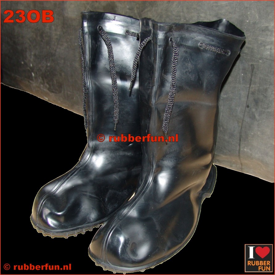 23OB - overboots