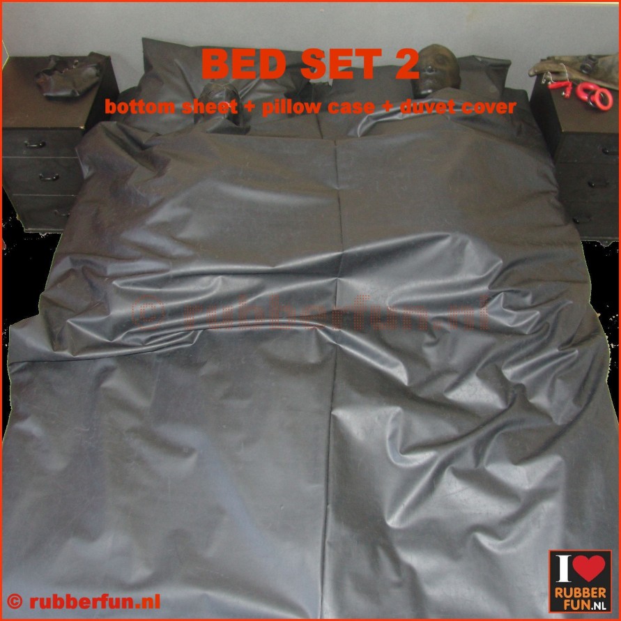 Rubber bed set 2 - bottom sheet plus pillow case